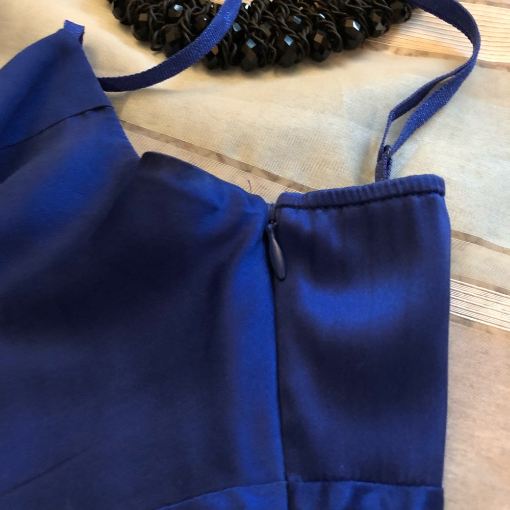 Express Silk Top - Picture 4 of 8